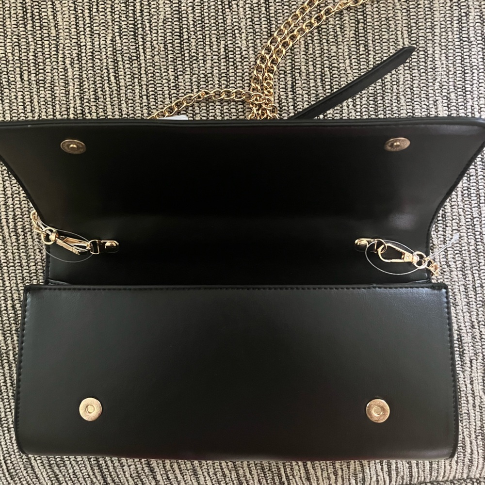 MMS Design Studio Black Top-Handle Clutch with Detachable Crossbody Chain - Picture 3 of 4